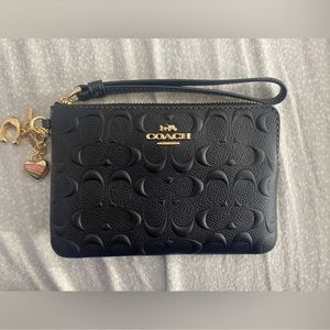 Boxed Corner Zip Wristlet In Signature Leather